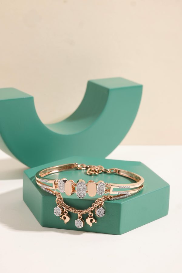 Unleash your creativity with stunning silver charms